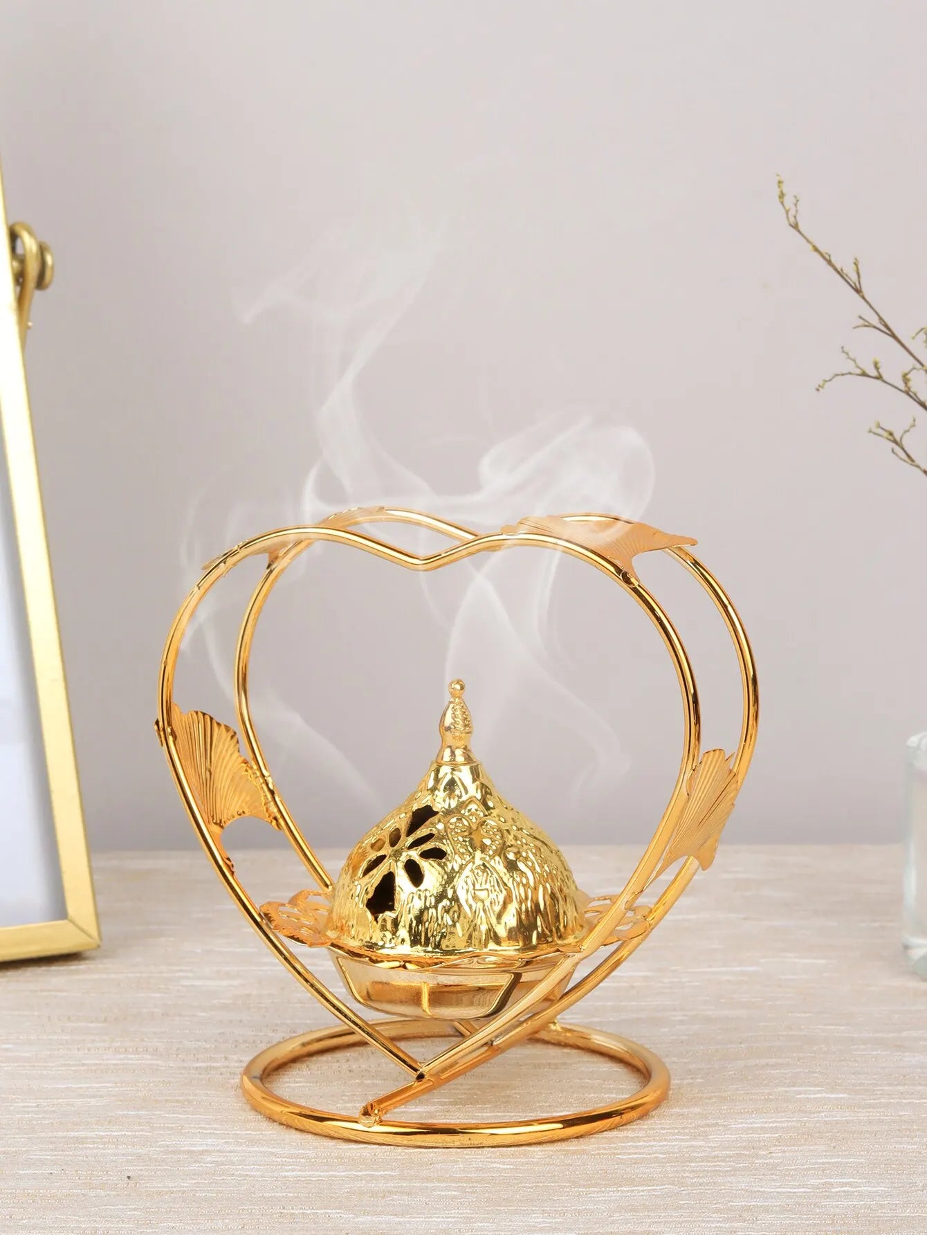 Antique Gold Heart Shaped Incense Burner Home Indoor Decoration 1 Pc