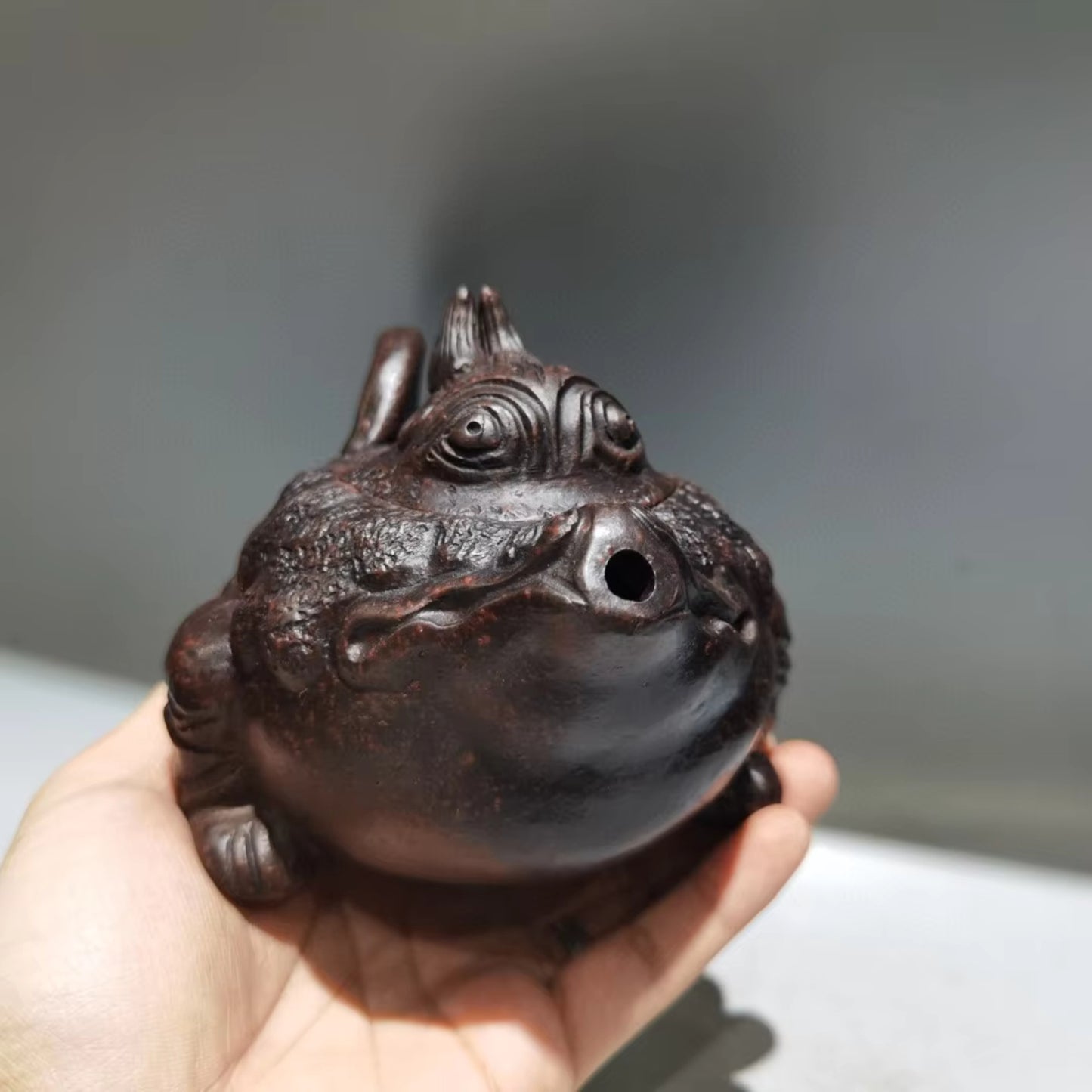 Antique Pottery Clay Three Legged Golden Toad Pot Statue 6" Home Decor